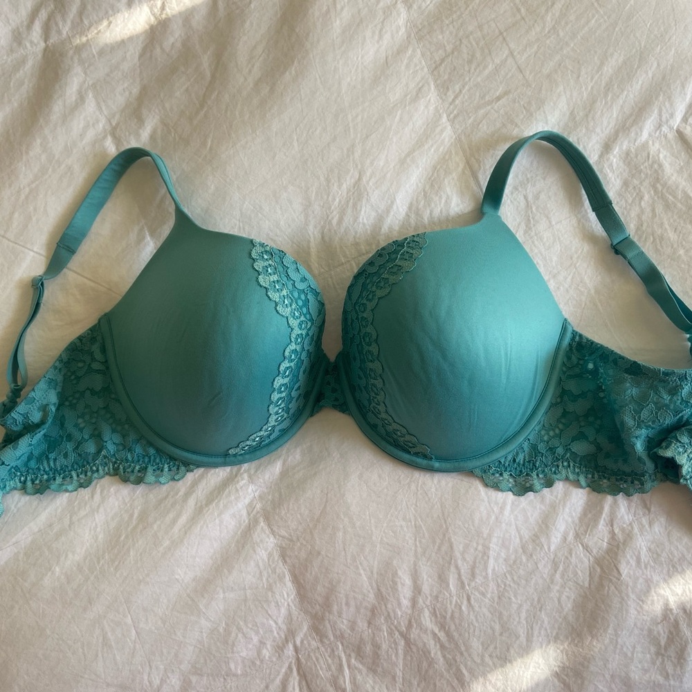 Victoria’s Secret Perfect Shape Bra